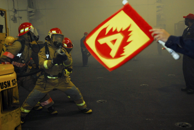 SPD-Brief an Freiwilligen-Organisationen, Feuerwehr und Polizei: "Ihr verdient Respekt und Dank!"